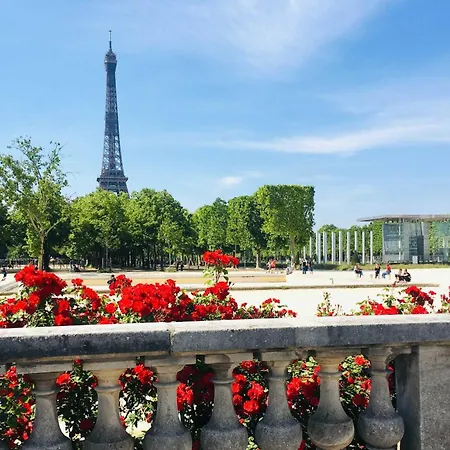 Elegant - 2br-5p - Champs De Mars * Parijs